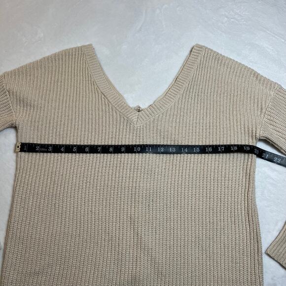 The Fashion District V-Neck Back Lace Up Sweater Size Small Neutral Casual - Picture 6 of 7